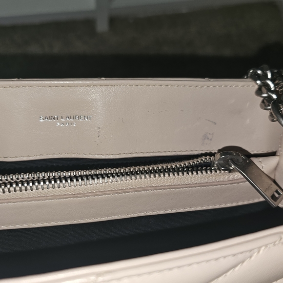 SAINT LAURENT Medium Monogram Loulou Puffer Bag - Picture 2 of 7